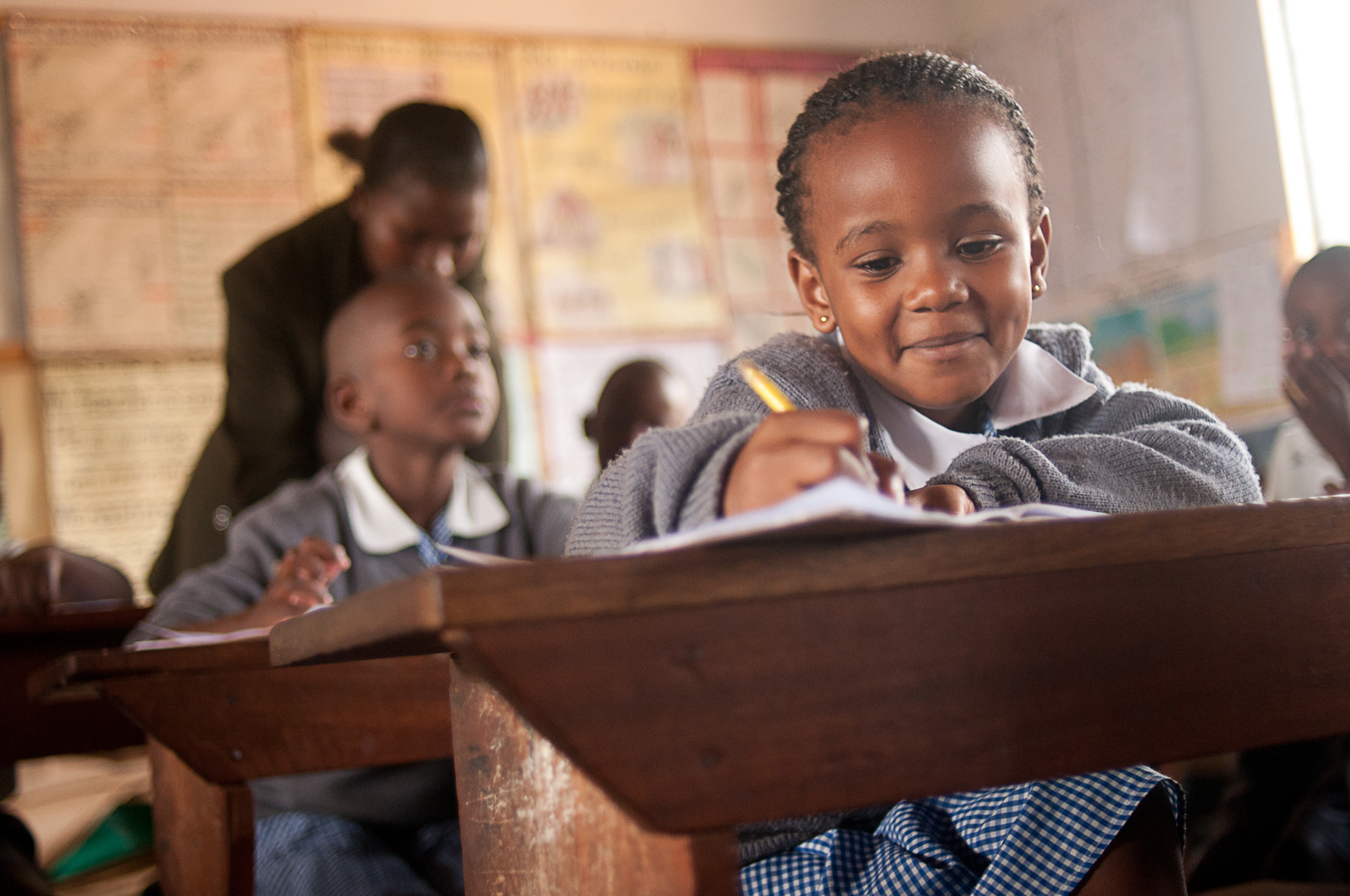 Maddy a scuola tra i sorrisi dei bambini di Kireka